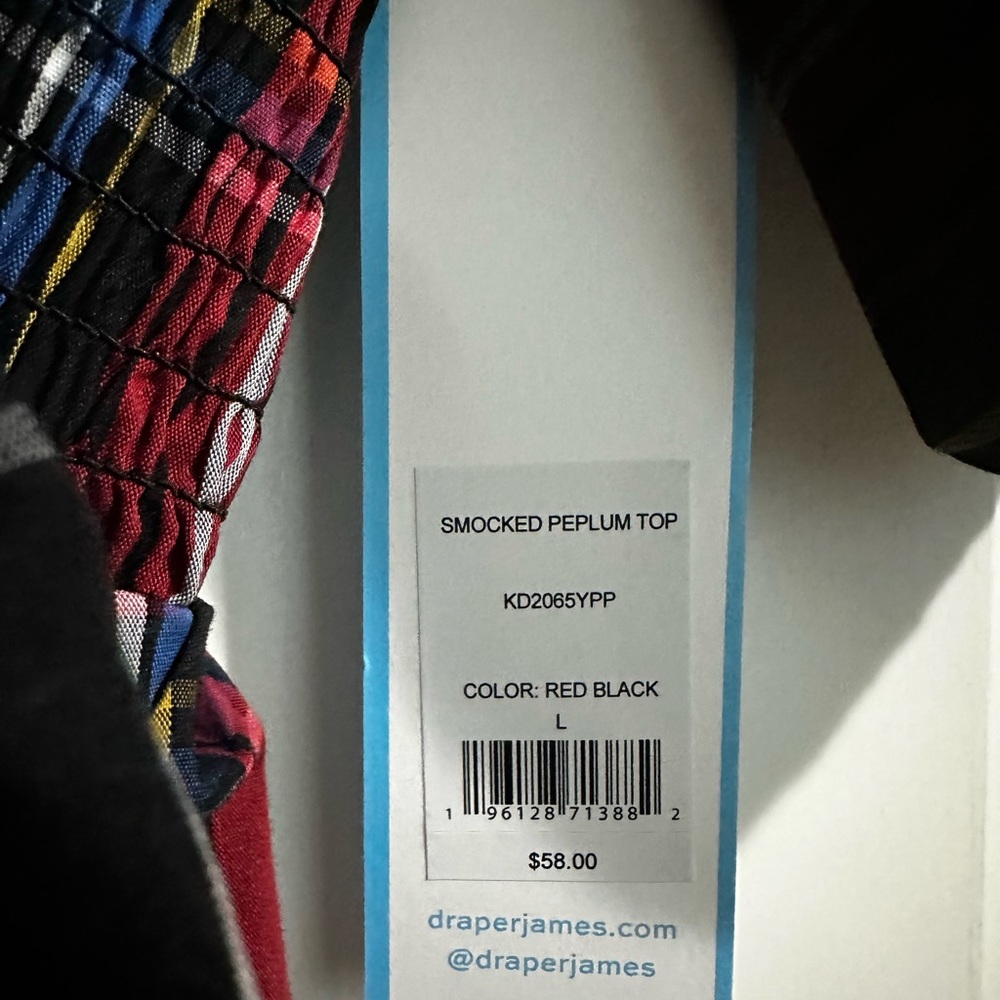 Beautiful plaid Peplum Shirt - Picture 2 of 2